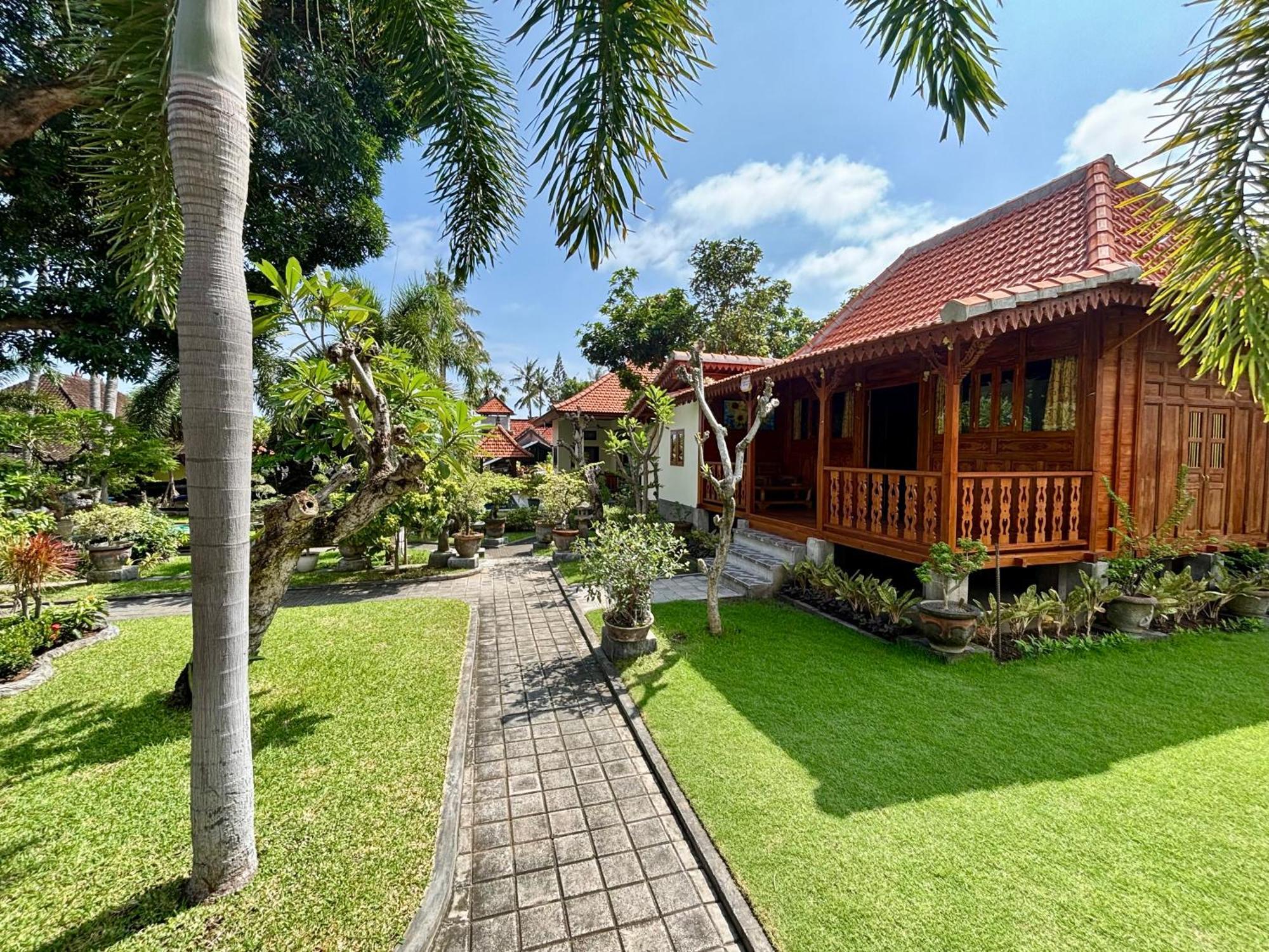 Di Abian Villas 아메드 외부 사진