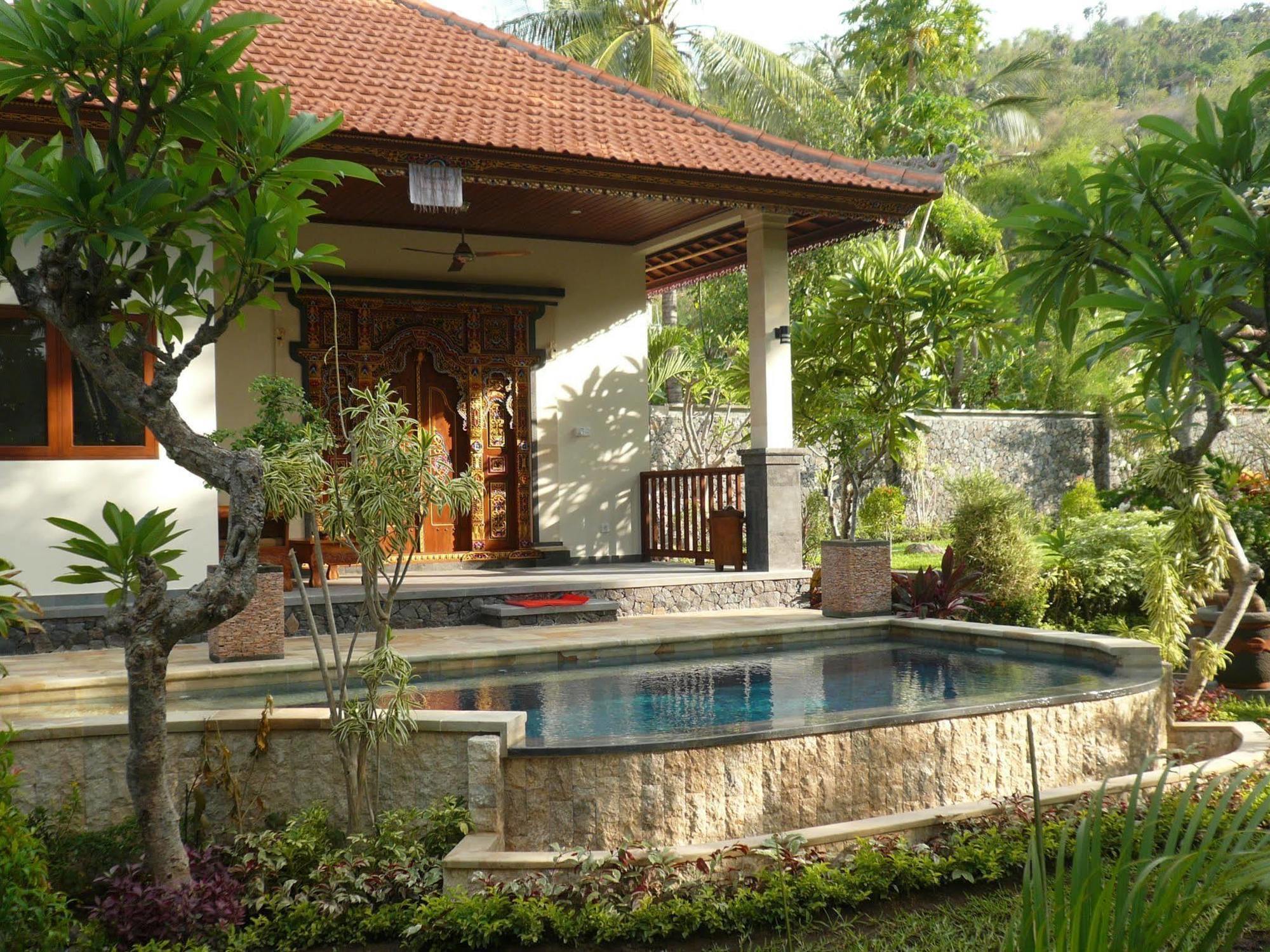 Di Abian Villas 아메드 외부 사진